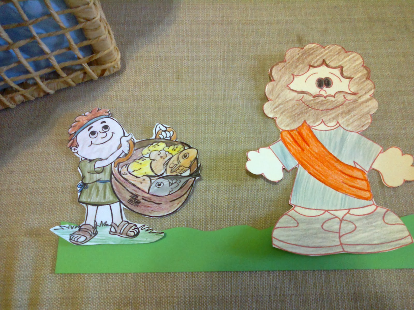 Tias da Escolinha Ministério Infantil 5 Pães e 2 Peixinhos!!!